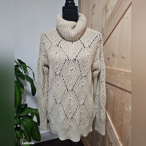 A‎ NEW DAY size S tan knit sweater